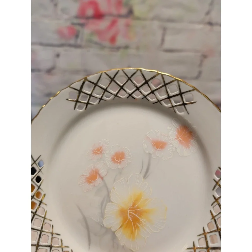 Reticulated APULUM Lucrum Romanian Fine Porcelain Plates Set Of 6 Floral Gold Tr